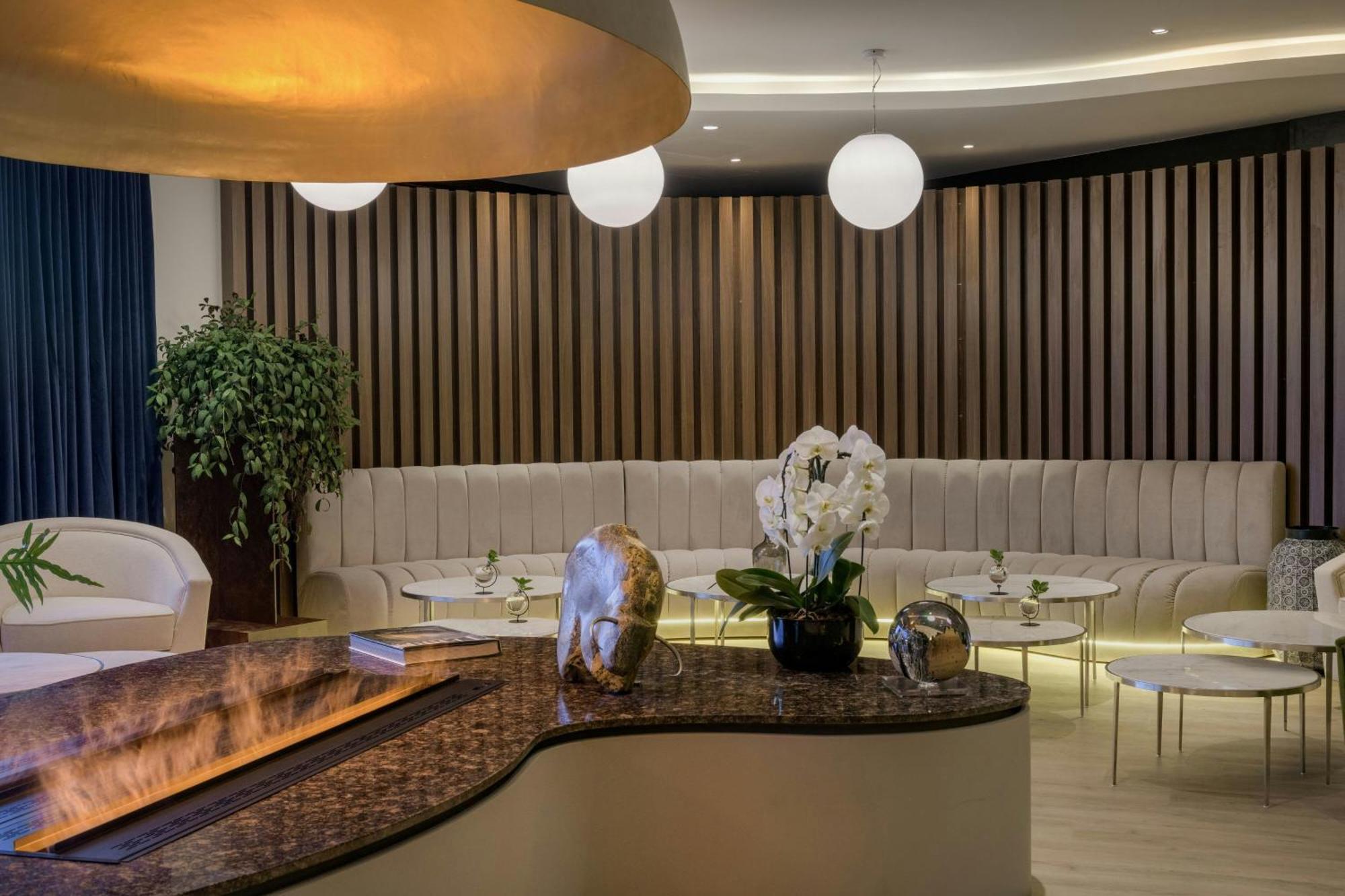 Ac Hotel By Marriott Сен-Жулиен-ан-Женевуа Екстериор снимка