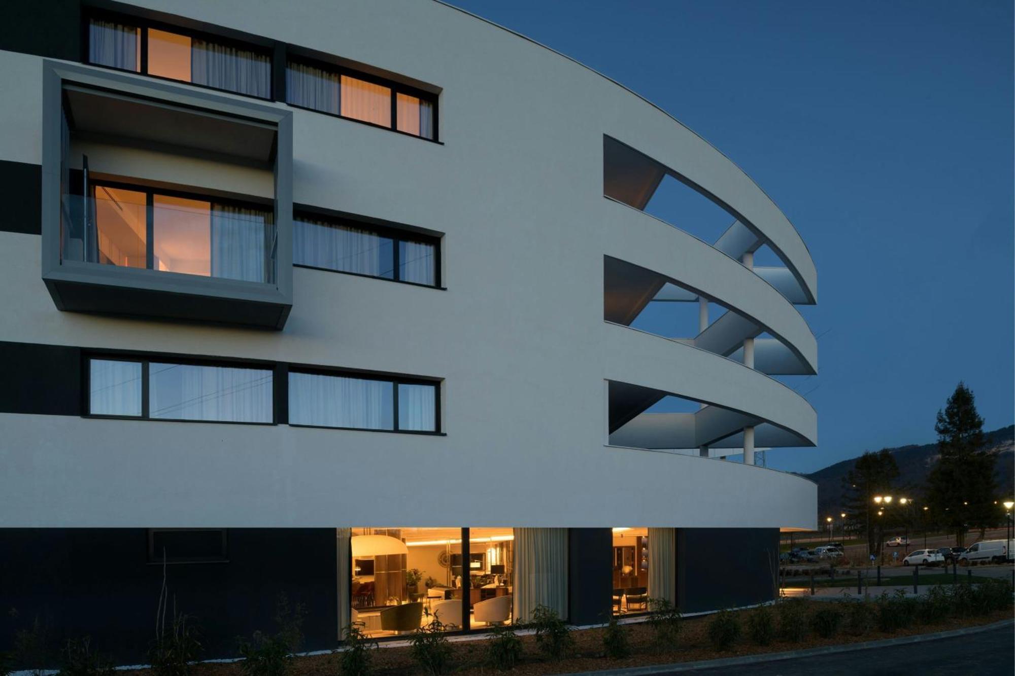 Ac Hotel By Marriott Сен-Жулиен-ан-Женевуа Екстериор снимка